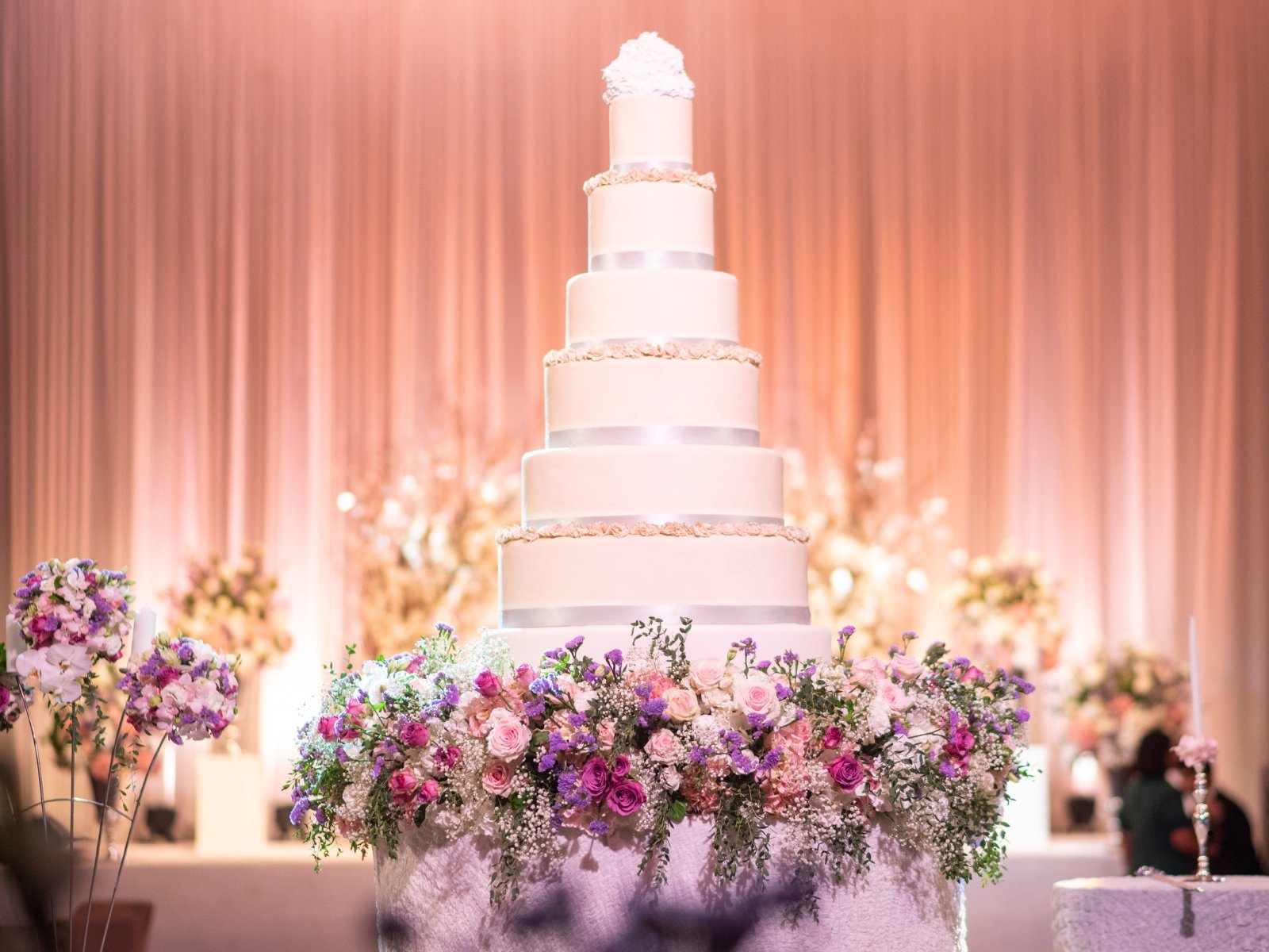 Modern Wedding Cake